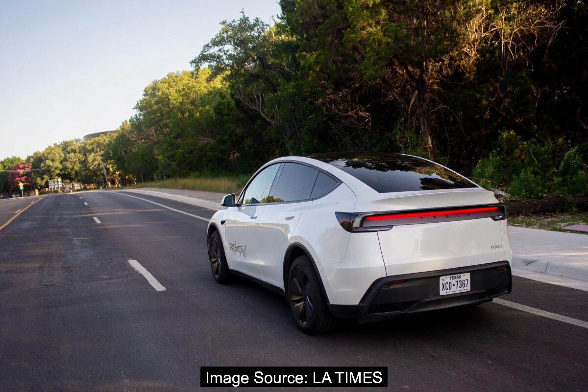 “Tesla Robotaxi Videos Reveal Concerning Driving Behaviors”