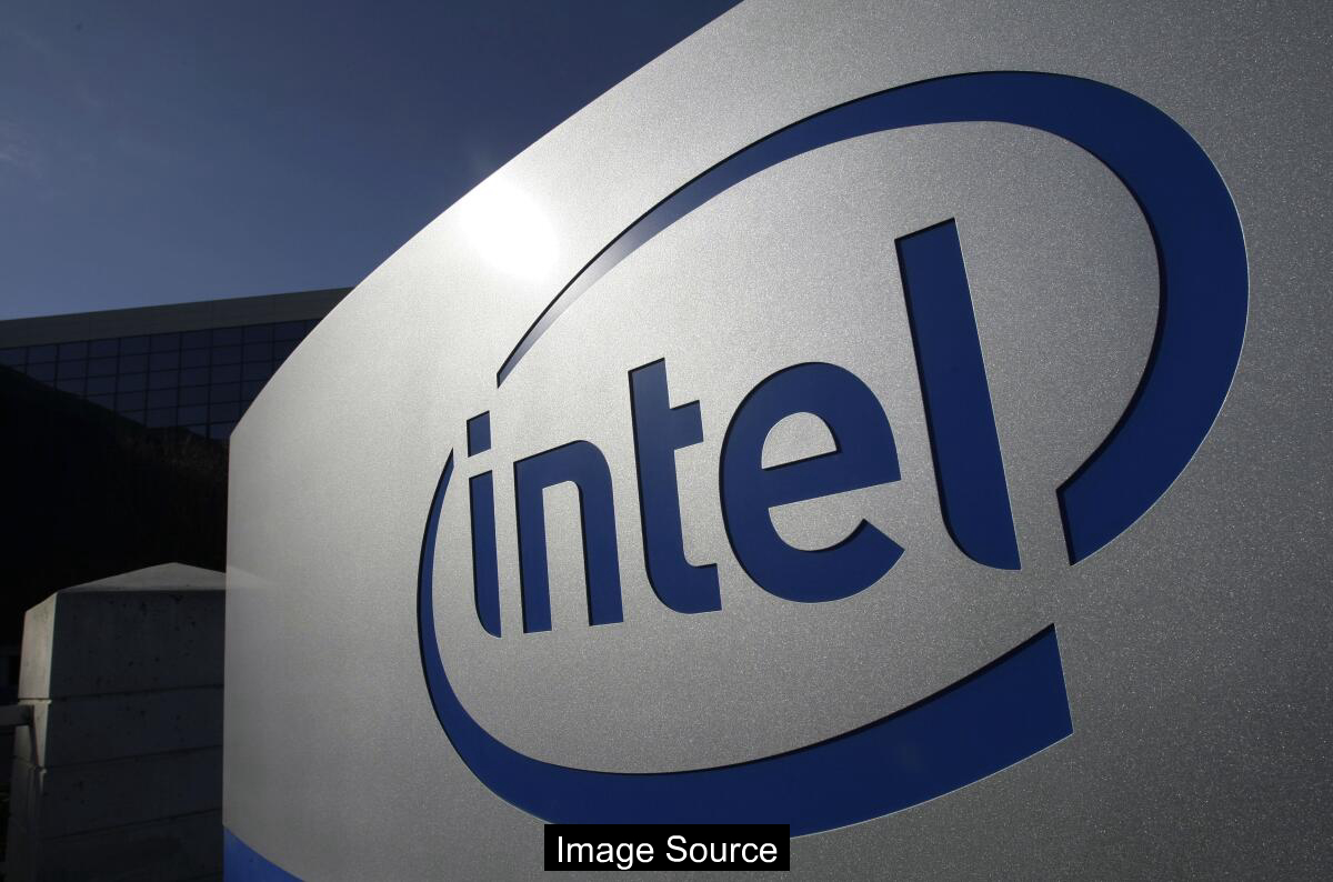 Trump Touts Intel Deal Securing Significant US Semiconductor Investment